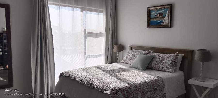 5 Bedroom Property for Sale in Bayview Western Cape